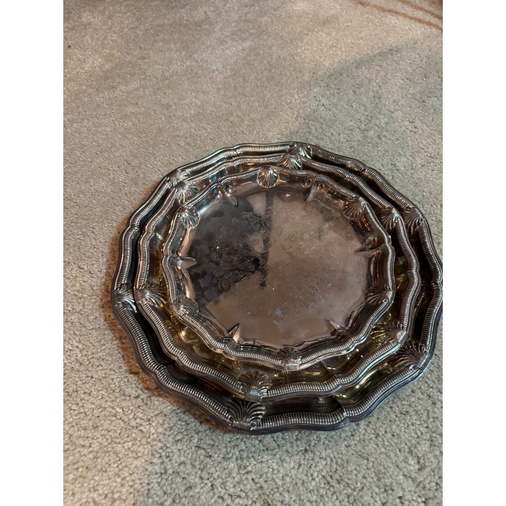 Vintage Silver Tone Embossed Gallery Tray Set Scalloped Edge Patina Decor - Picture 3 of 10